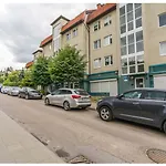 Uranus Room - 15 Min To Old Town Gdansk