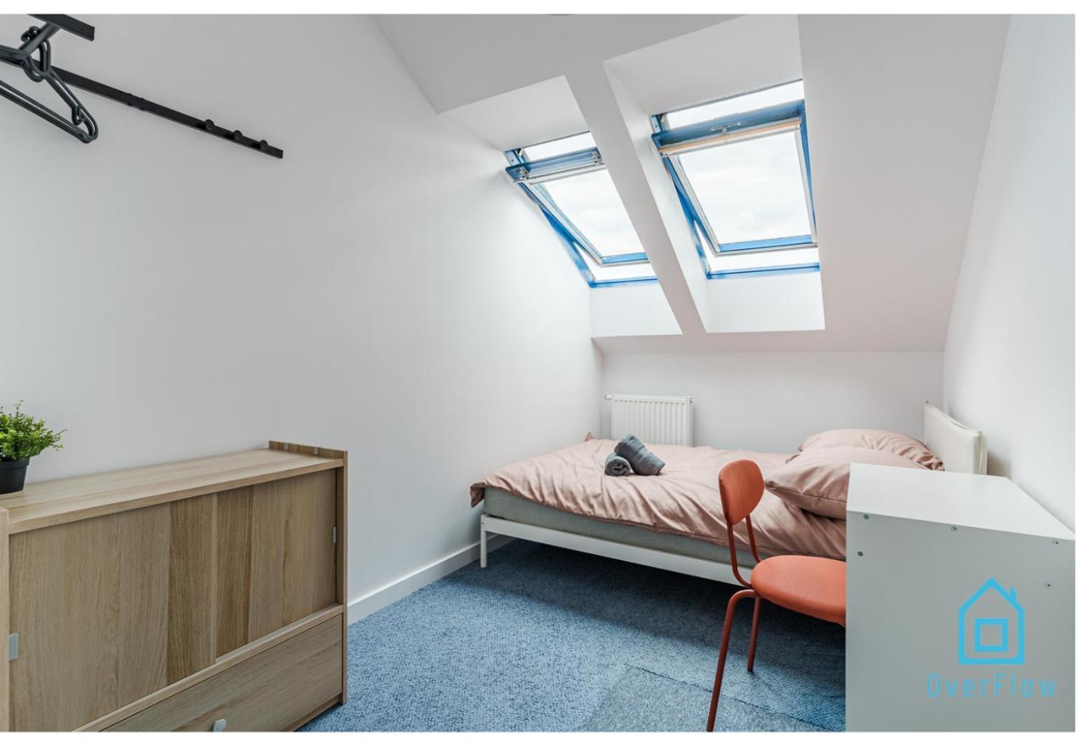 Uranus - 15 Min To Old Town Homestay *