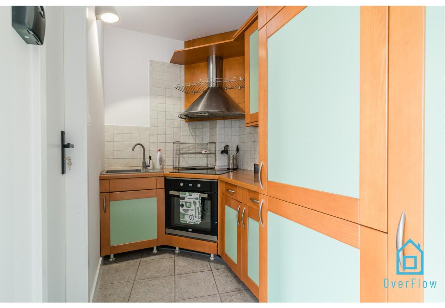 Homestay Uranus - 15 Min To Old Town *