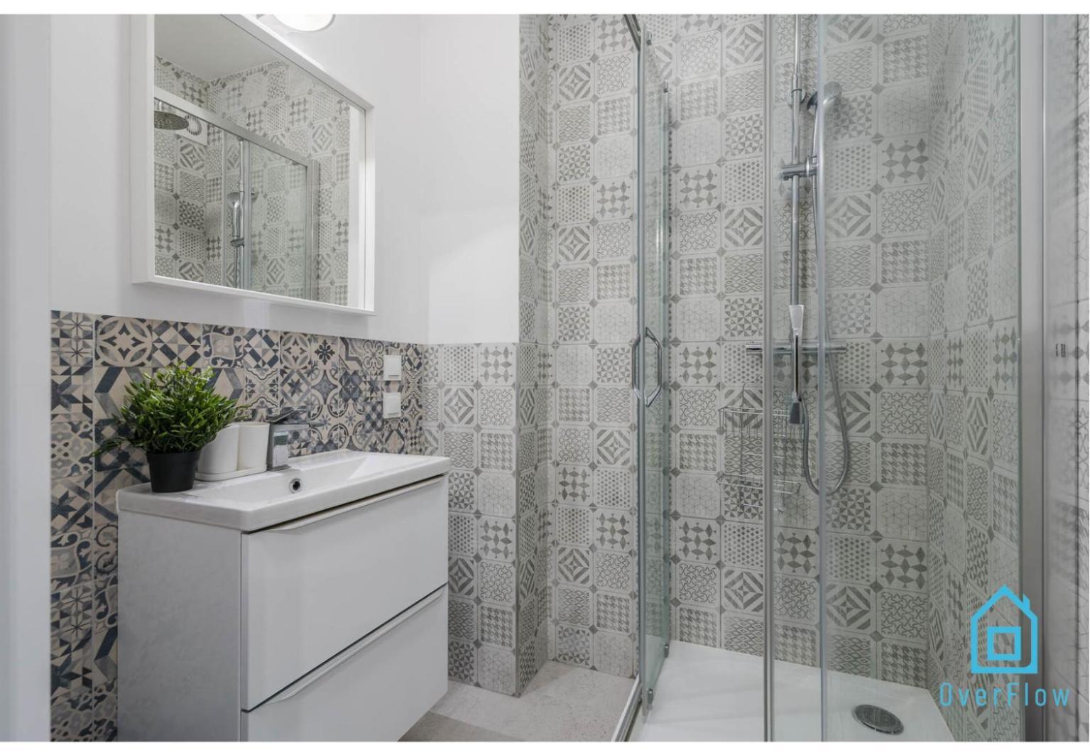 Homestay Uranus - 15 Min To Old Town *